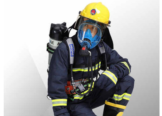 消防服的特點(diǎn)以及穿戴方法
