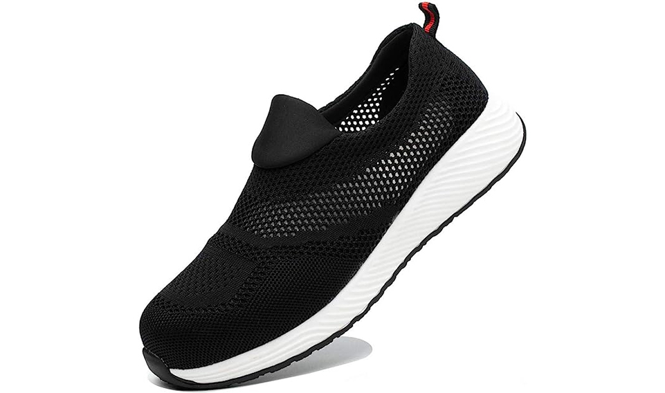 在夏天，穿著安全鞋需要注意哪些方面